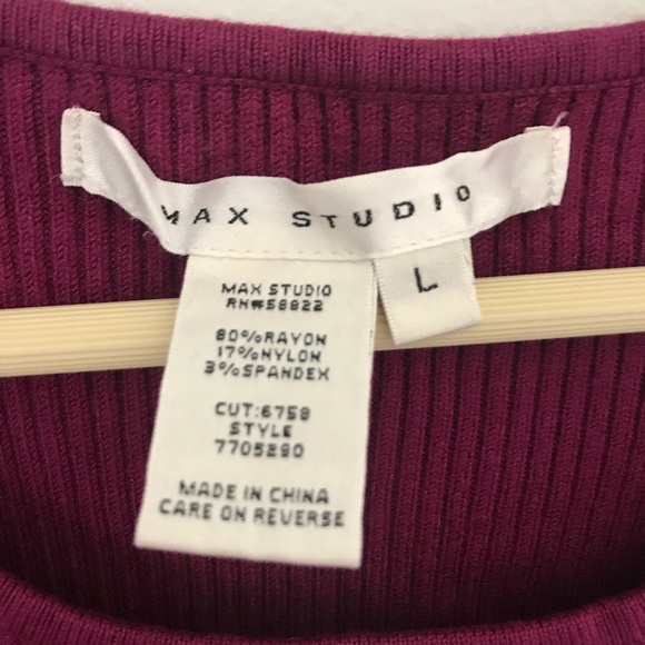 Ribbed Short Sleeved Sweater - Picture 4 of 6